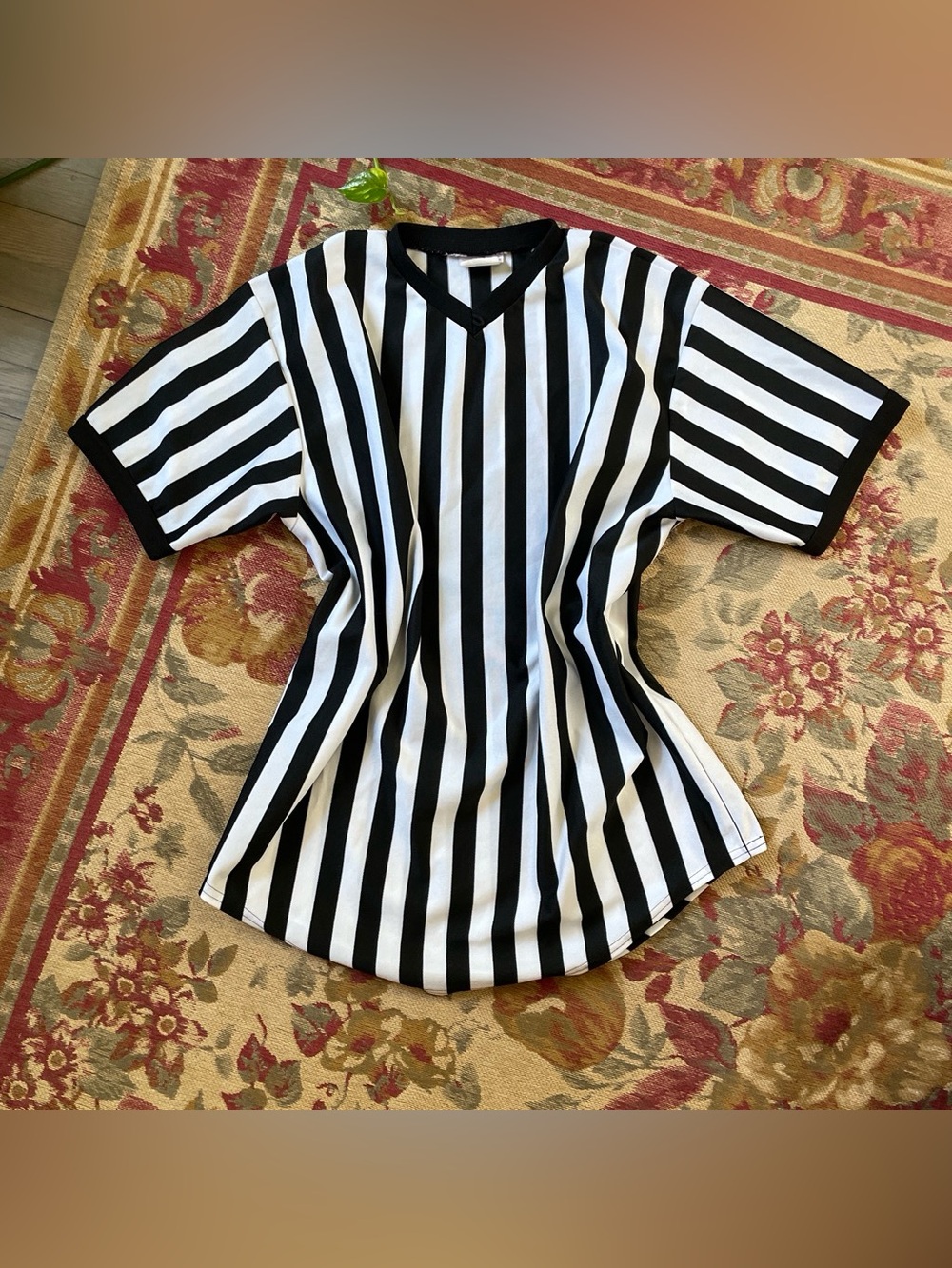 Vintage 1990’s Teamwork Athletic Apparel Referee Jersey With Shirtail Hem